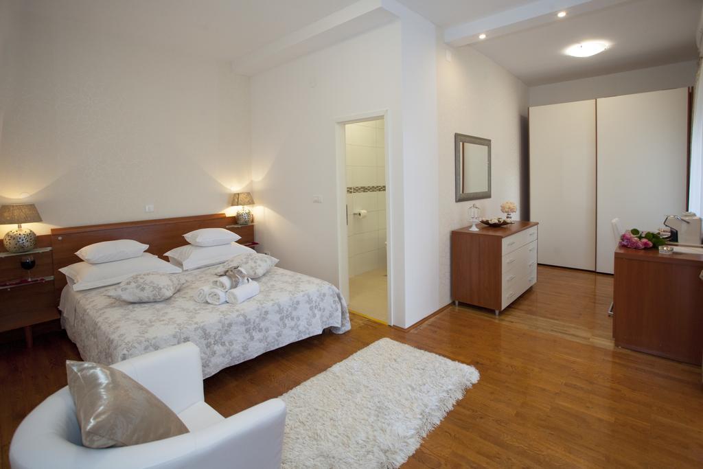 Luxury Rooms Duje Split Exterior foto